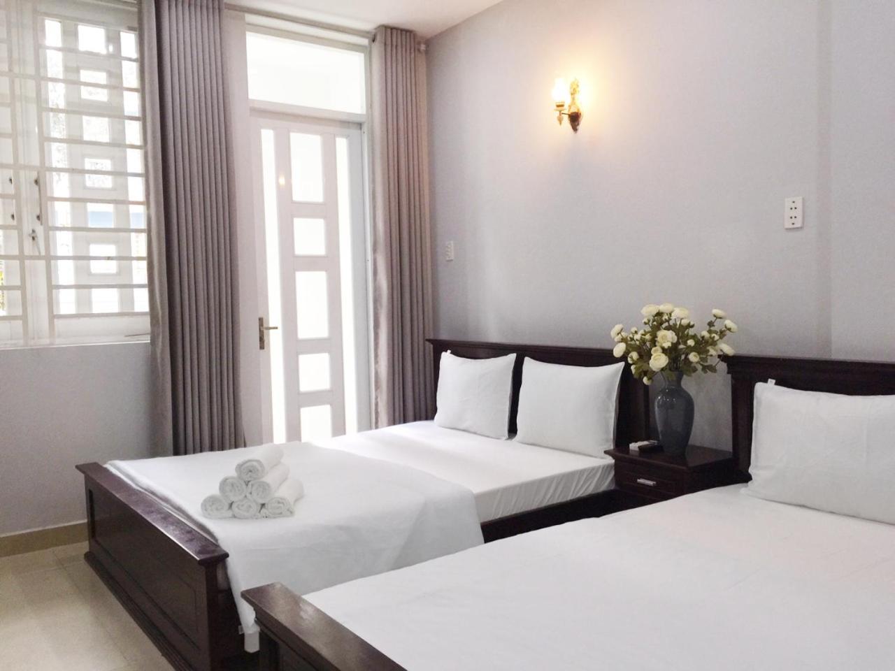 Venus Hotel - 2I1A Bạch Đằng P2 Tân Bình Hô Chi Minh-Ville Extérieur photo
