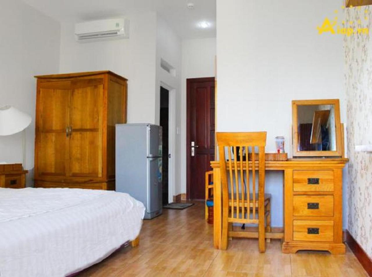 Venus Hotel - 2I1A Bạch Đằng P2 Tân Bình Hô Chi Minh-Ville Extérieur photo