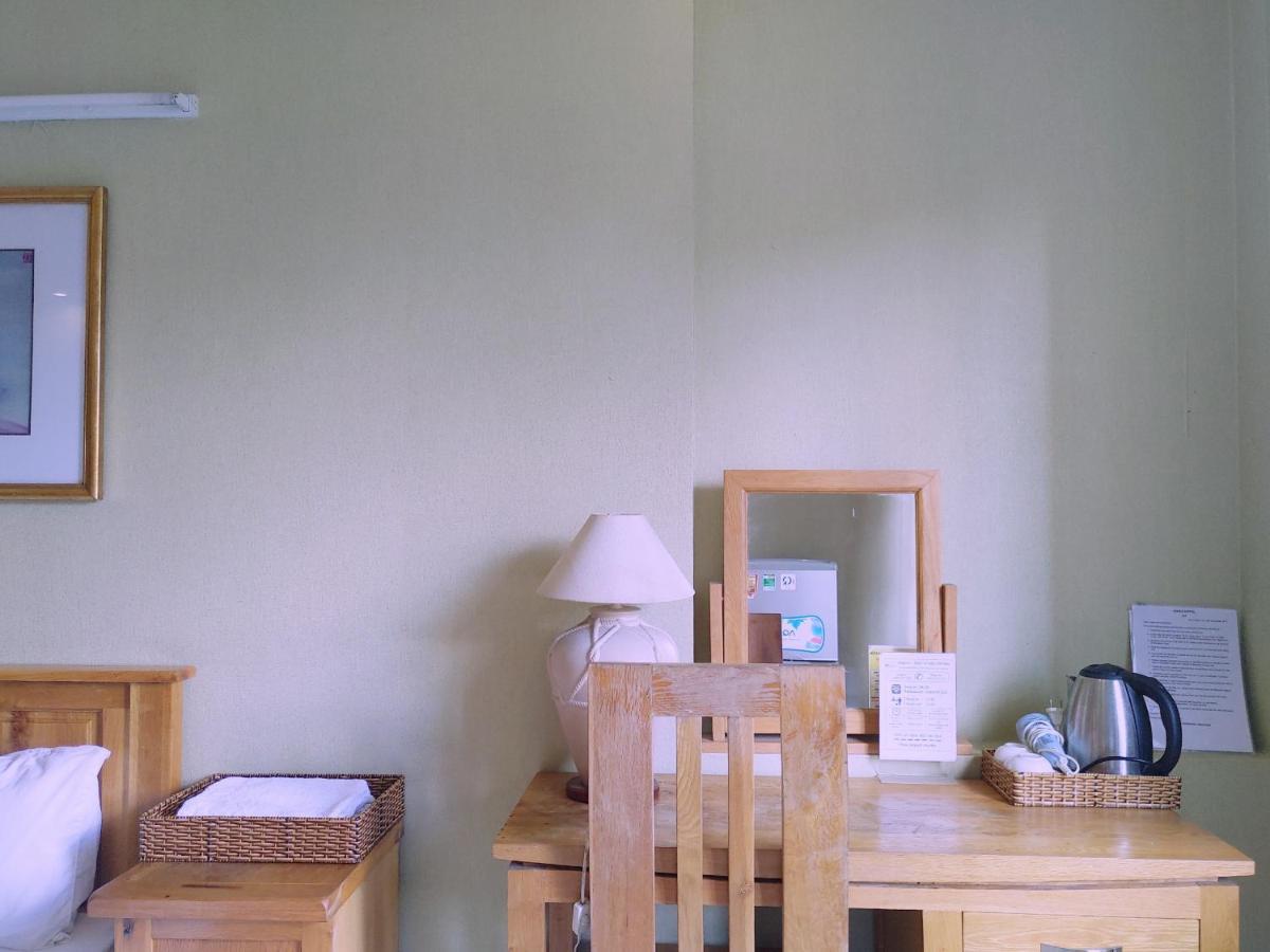 Venus Hotel - 2I1A Bạch Đằng P2 Tân Bình Hô Chi Minh-Ville Extérieur photo