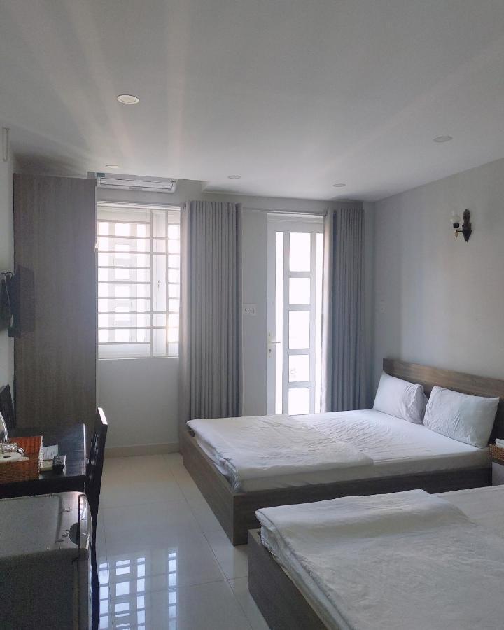 Venus Hotel - 2I1A Bạch Đằng P2 Tân Bình Hô Chi Minh-Ville Extérieur photo