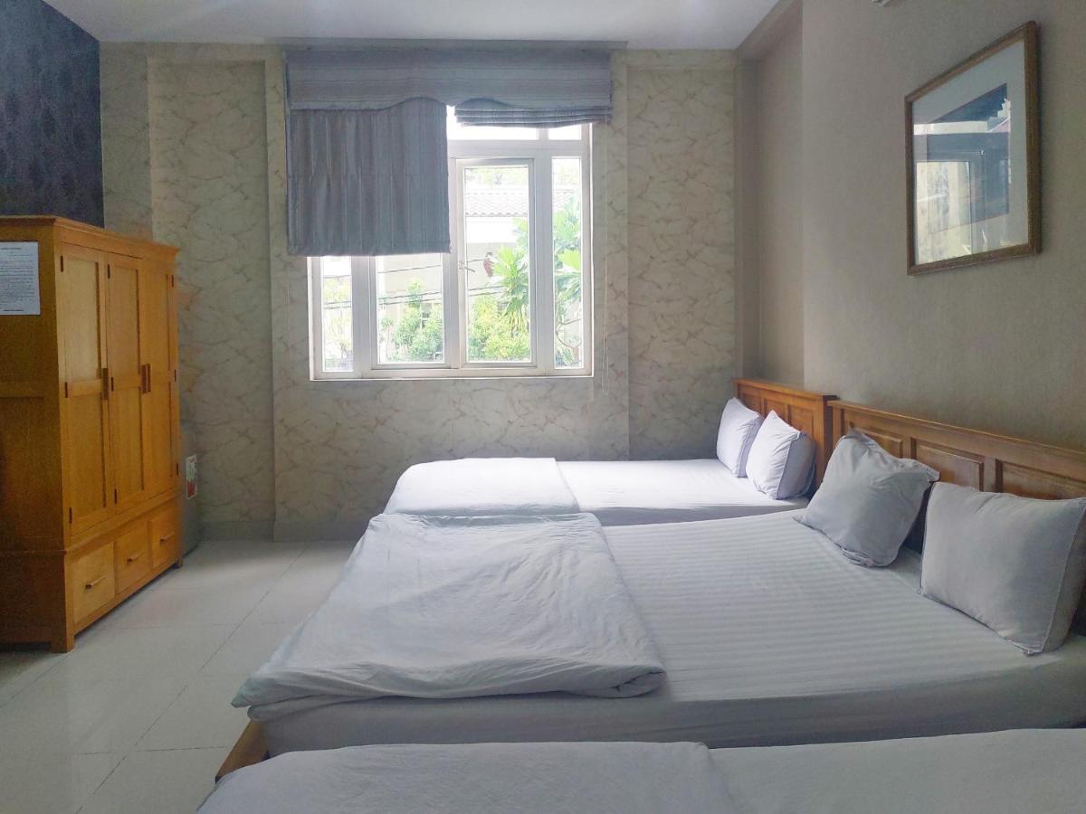 Venus Hotel - 2I1A Bạch Đằng P2 Tân Bình Hô Chi Minh-Ville Extérieur photo